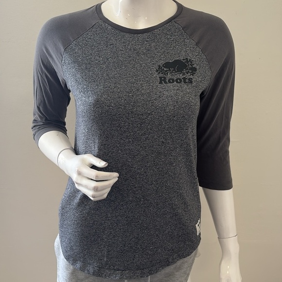 Roots Tops - Roots Women’s Charcoal Baseball Style 3/4 Sleeve Squirrel Graphic Logo Tee